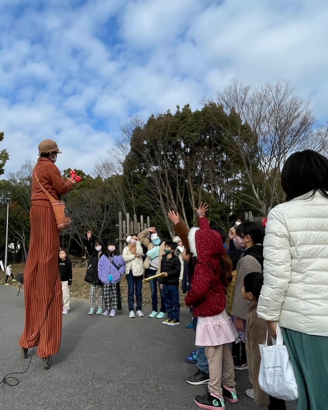 昔ながらのお正月での大道芸