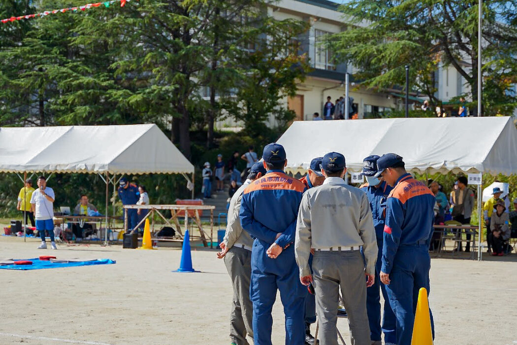 大運動会 消防の障害物競走